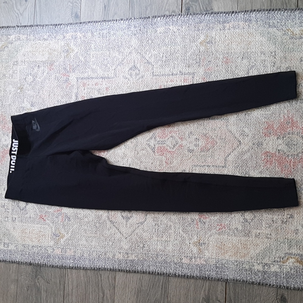 Black Nike work out leggings size XS